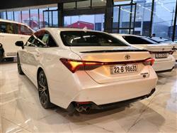 تۆیۆتا ئەڤەلۆن